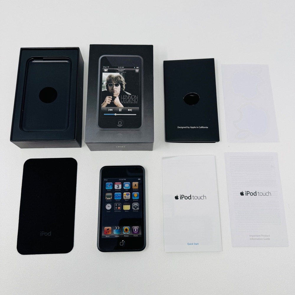 Apple iPod touch 1st Generation 8GB Black MA623LL/A Model A1213 with Box